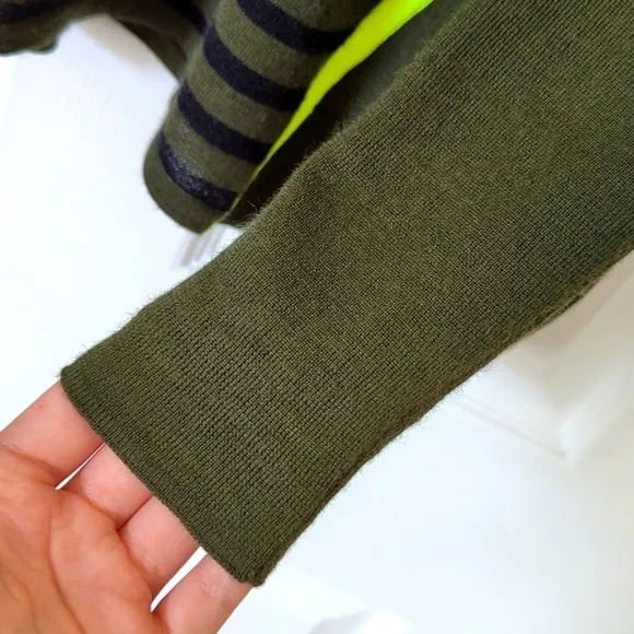 Duffy Lightweight Wool &amp; Cashmere Striped Knit Flared Slit Hem Sweater Green XS