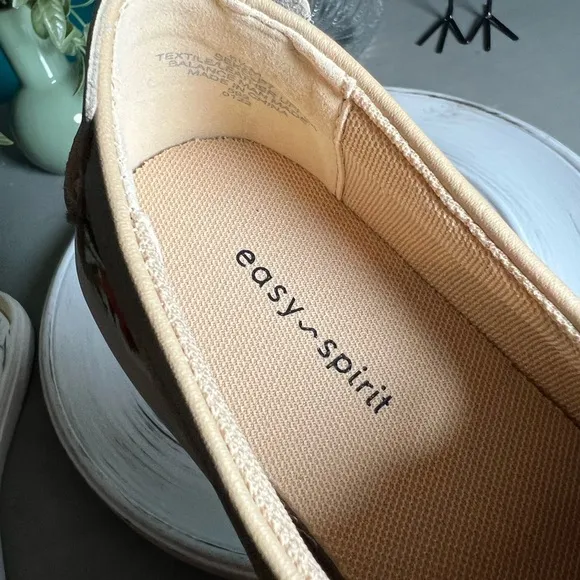 Easy Spirit White and Orange Floral Loafers with Chunky Sole