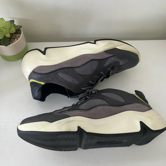 Ecco Men’s Chunky Tie Sneakers Size 44