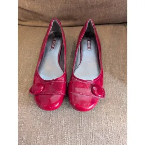 Ecco Women's Red Leather Ballet flats EU 42