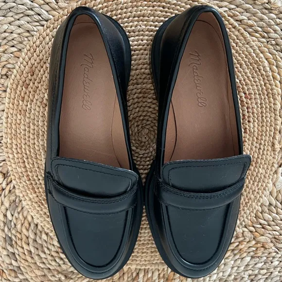 EUC Madewell The Bradley Lugsole Loafer in Leather True Black Size 6.5