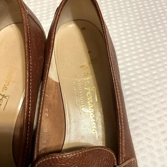 Ferragamo Brown Leather Loafers Tan stitching Women’s Size 7