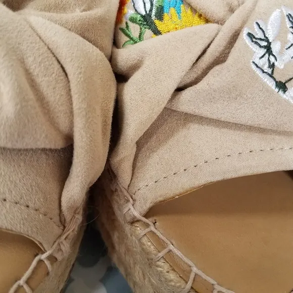 Franco Sarto Talinda Espadrilles 10 NWOB