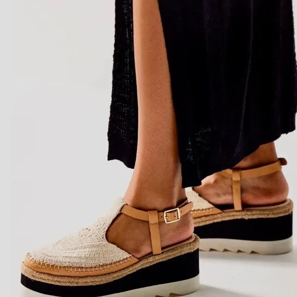 Free People Morning In Mykonos Espadrilles Platform Wedge Ivory Tan Black