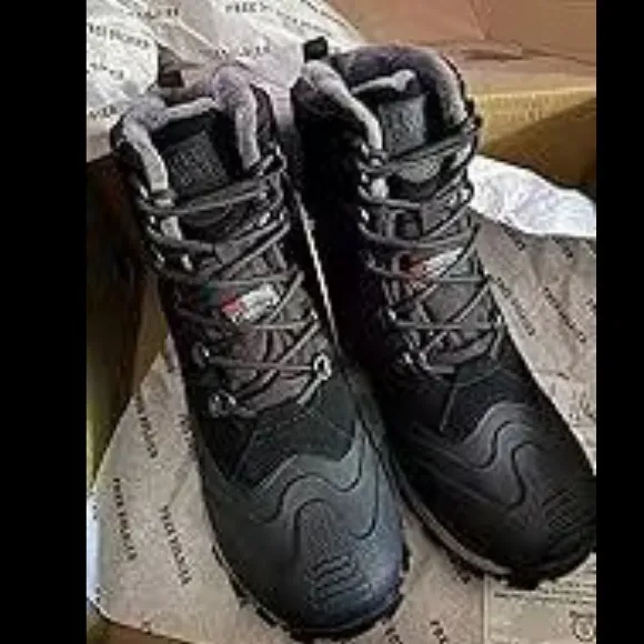 Free Soldier-Snowwolf Men’s Waterproof Black Snow Hiking Winter Boots