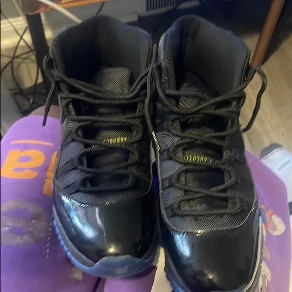 Gamma blue 11’s
