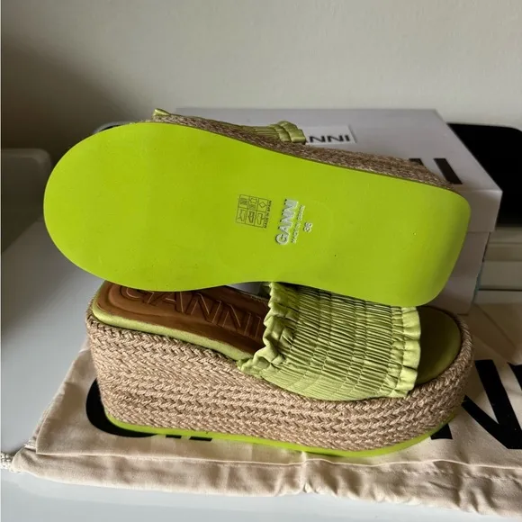 Ganni Smock Espadrille Wedge Sandal in Tender Shoots 38/8 NWB
