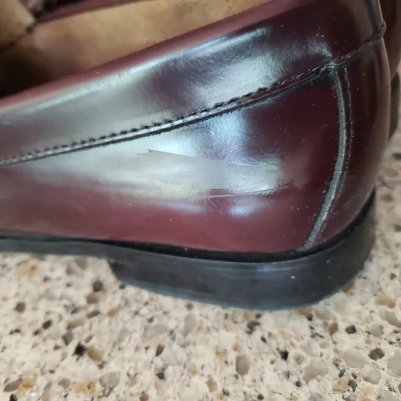 GH Bass Weejuns Penny Loafers Mens 8 1/2 D Burgundy Leather Classic Dress Shoes