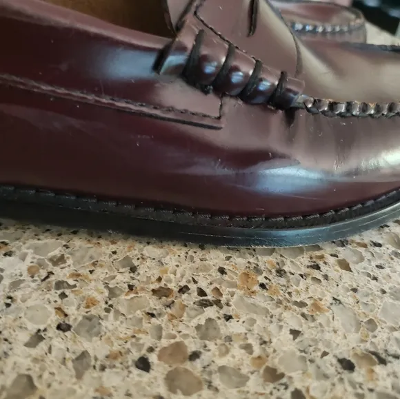 GH Bass Weejuns Penny Loafers Mens 8 1/2 D Burgundy Leather Classic Dress Shoes