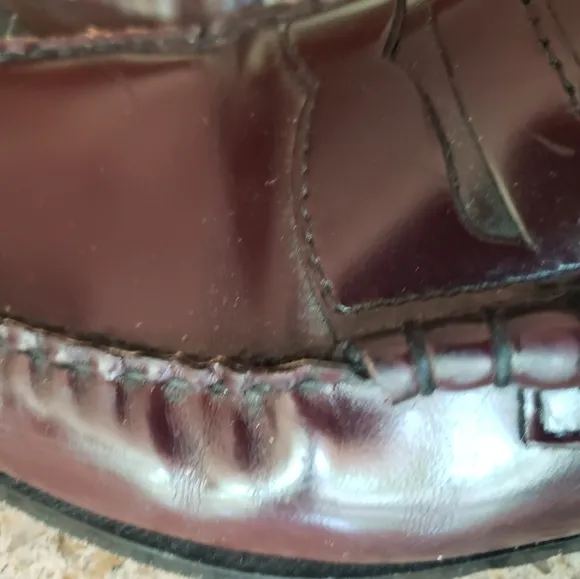 GH Bass Weejuns Penny Loafers Mens 8 1/2 D Burgundy Leather Classic Dress Shoes