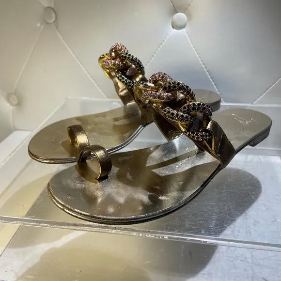 GIUSEPPE Zanotti gold flat sandals sz 38.5 made in italy good condition