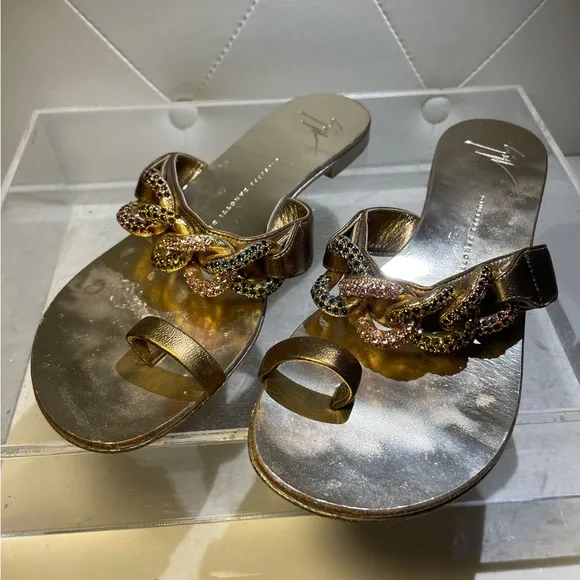 GIUSEPPE Zanotti gold flat sandals sz 38.5 made in italy good condition