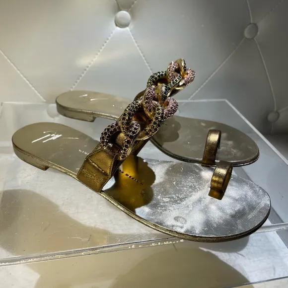 GIUSEPPE Zanotti gold flat sandals sz 38.5 made in italy good condition