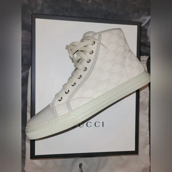 Gucci Beige High-Top Sneakers S10