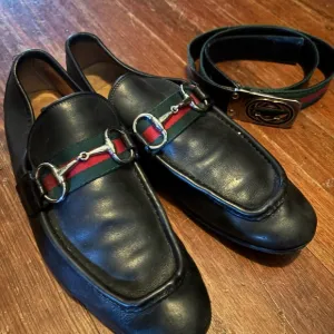 Gucci Black Leather Horsebit Loafers - with classic Gucci Red and Green