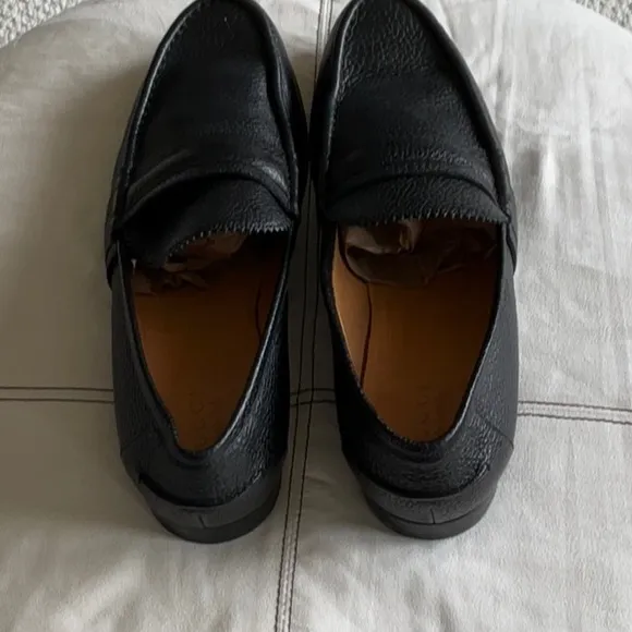 Gucci Black Leather Loafers