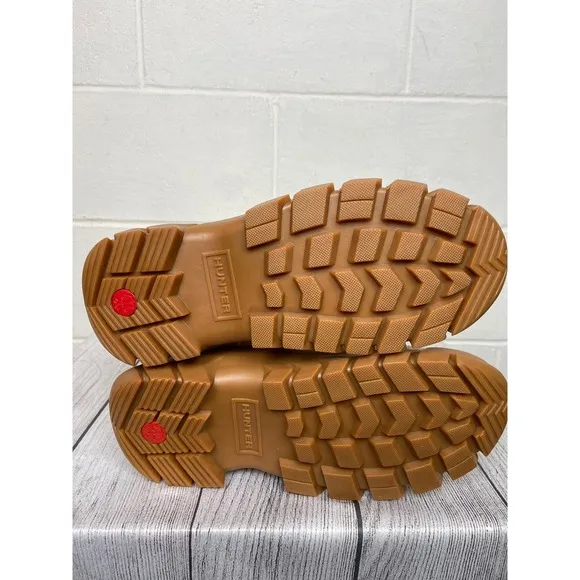 Hunter Intrepid Tall Snow Boots Waterproof Puffer Winter Boots US 10
