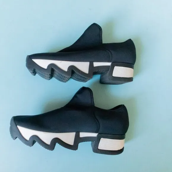 iRi WES I Black Outline Low Top Sneaker Thick Sole Size EU 36