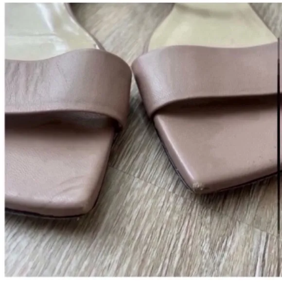 Jimmy Choo Aadra Flat Pink Pearl Sandals Square toe Size 39.5. , 9.5