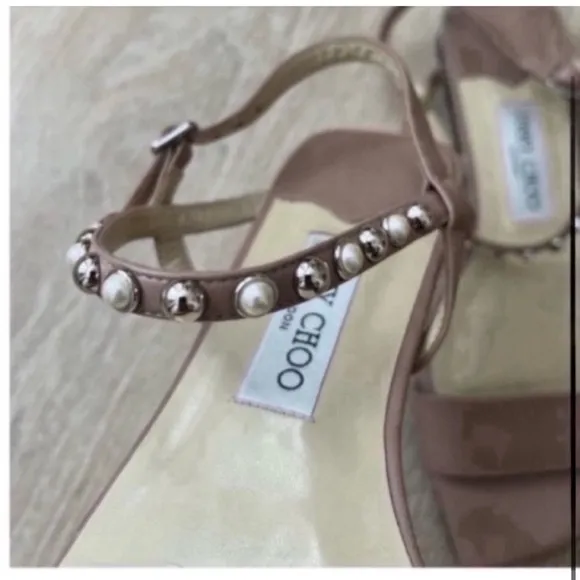 Jimmy Choo Aadra Flat Pink Pearl Sandals Square toe Size 39.5. , 9.5