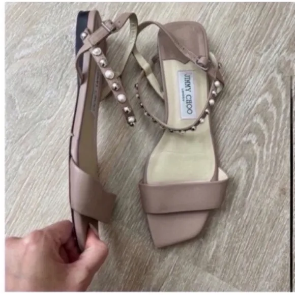 Jimmy Choo Aadra Flat Pink Pearl Sandals Square toe Size 39.5. , 9.5