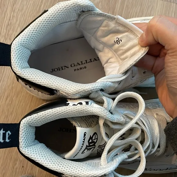[John Galliano] White printed High-Top Sneakers