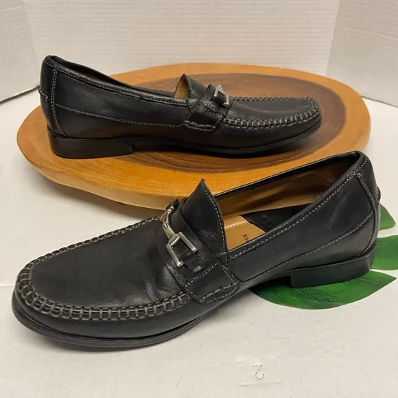 Johnston &amp; Murphy Black Classic Leather Loafers