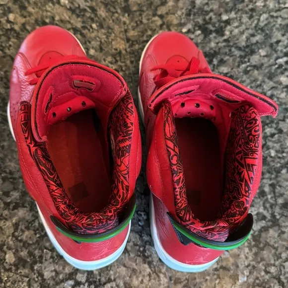 Jordan men’s retro 6 sizzle Red High-Top Sneakers EUC 10.5