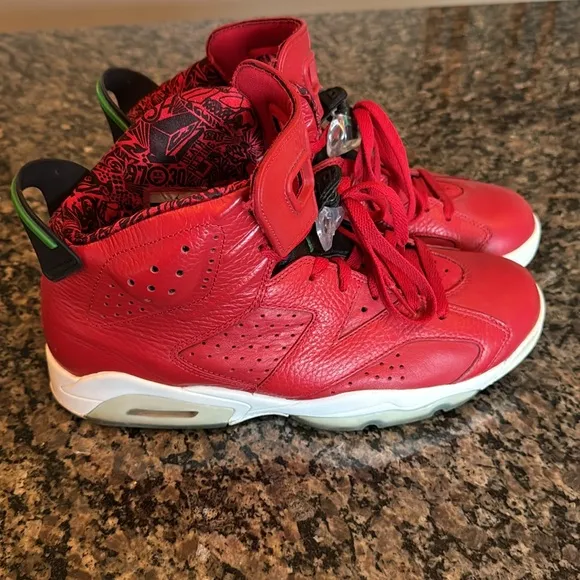 Jordan men’s retro 6 sizzle Red High-Top Sneakers EUC 10.5