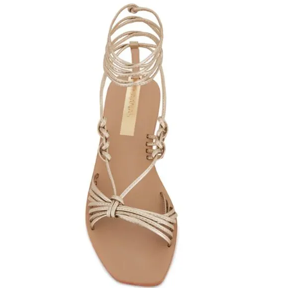 Kaanas Coba Sandal in Gold EUC Size 9