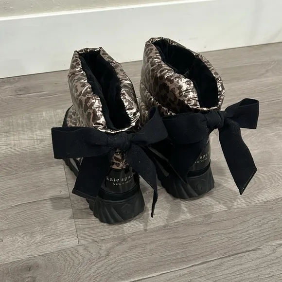 KATE SPADE | Frosty Puffer Snow Boots
