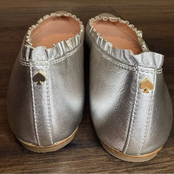 Kate Spade Silver Pointed Toe Ballet Flats with ruffle detail size 9 EUC