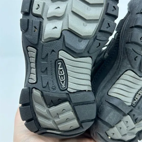 Keen Kids Boys Black Winter Snow Boots Size 9 Waterproof Insulated Lace Up
