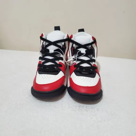 KIDS/ MULTI-PIECE HIGH TOP SNEAKERS Size 6