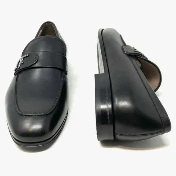 Like New Salvatore Ferragamo Riben Black Leather Slip-On Loafers - EU 43, US 10