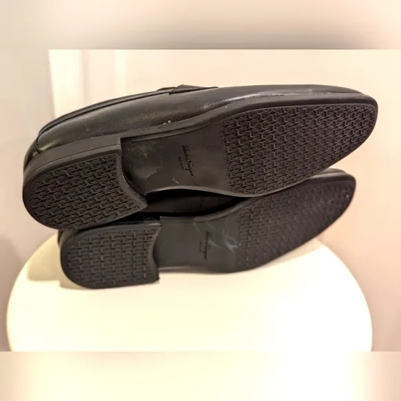 Like New Salvatore Ferragamo Riben Black Leather Slip-On Loafers - EU 43, US 10
