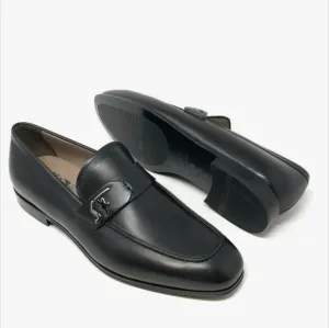 Like New Salvatore Ferragamo Riben Black Leather Slip-On Loafers - EU 43, US 10