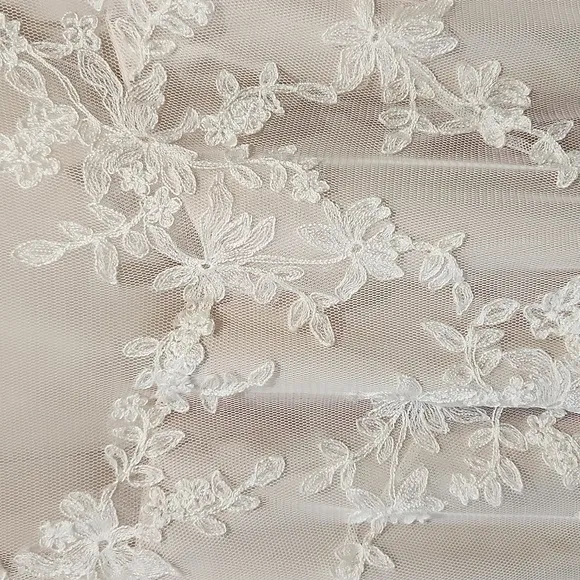 Love Marley Wedding Dress Size 6/4