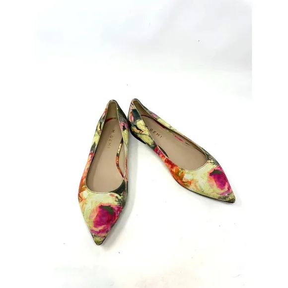 M. Gemi Abstract Watercolor Pointed Toe Flats Size 37 / US 7