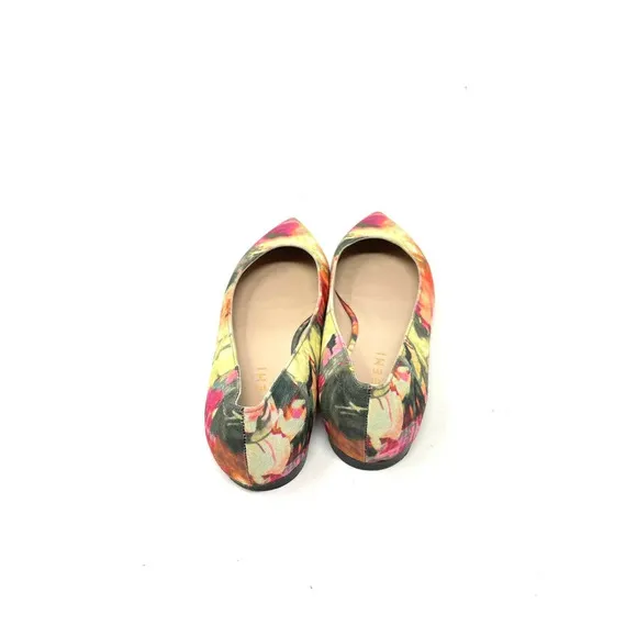 M. Gemi Abstract Watercolor Pointed Toe Flats Size 37 / US 7