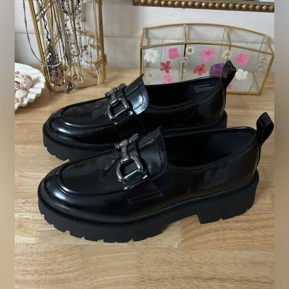 Madden Girl Ashlee Chunky Lug SolePlatform Loafers Size 10 New With Box Classic
