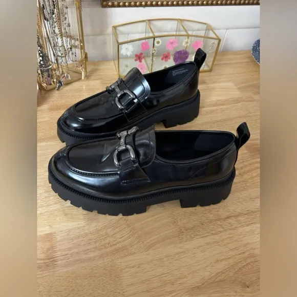 Madden Girl Ashlee Chunky Lug SolePlatform Loafers Size 10 New With Box Classic