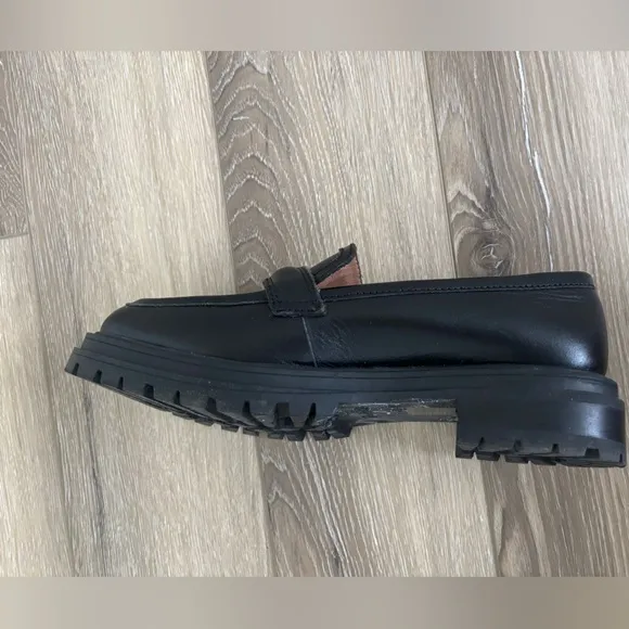 Madewell Bradley Lug Sole Black Leather Loafers Women’s Size 6.5