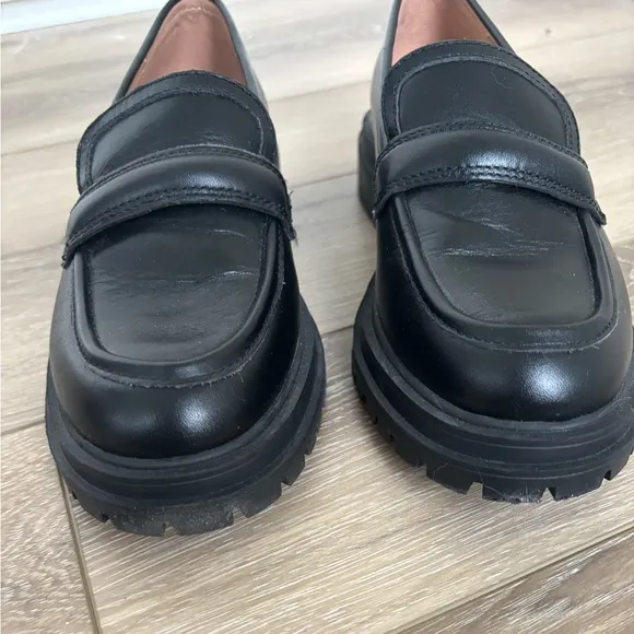 Madewell Bradley Lug Sole Black Leather Loafers Women’s Size 6.5