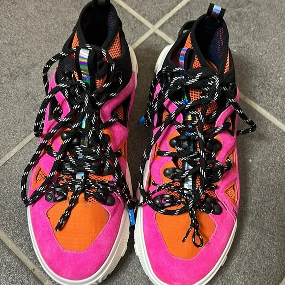 MCQ by Alexander McQueen Orbyt Mid  Sneakers Fuchsia And Orange suede size 6.5
