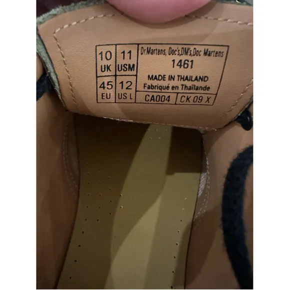 Men's Dr. Martens 1461 Beige loafers