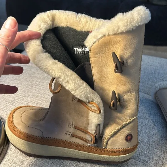MERREL SPIRIT  TIBET HIGH TEMBER ..TAN ..LEATHER.. INSULATED BOOTS SIZE 6