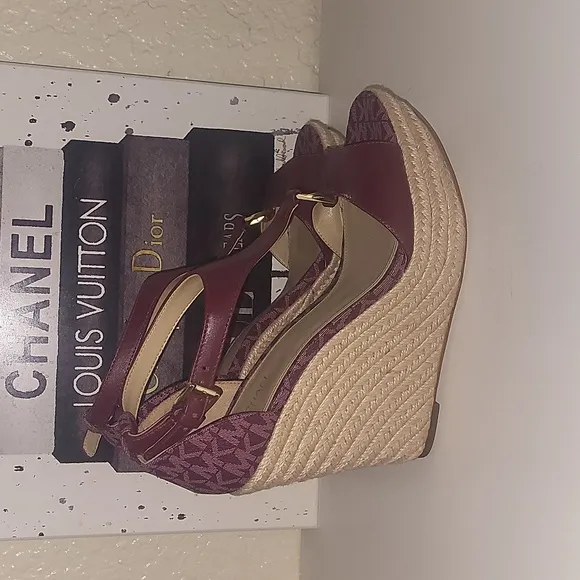 Michael Michael Kors platform wedge espadrilles monogram berry, sz 7…