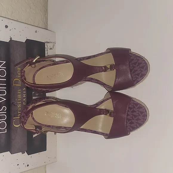 Michael Michael Kors platform wedge espadrilles monogram berry, sz 7…