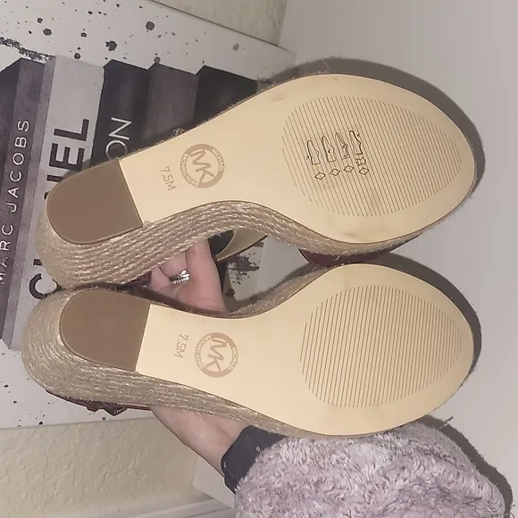 Michael Michael Kors platform wedge espadrilles monogram berry, sz 7…